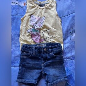 Girls Set Outfit Top and Short Size 3T